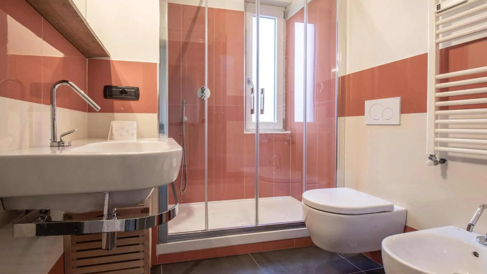 Suite Color Family Roma Italy